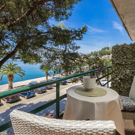 Pine&shine Waterfront Apartmán Podgora (Split-Dalmatia)